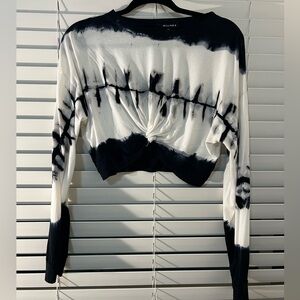 Monochrome Tie-Dye Cropped Long Sleeve Top